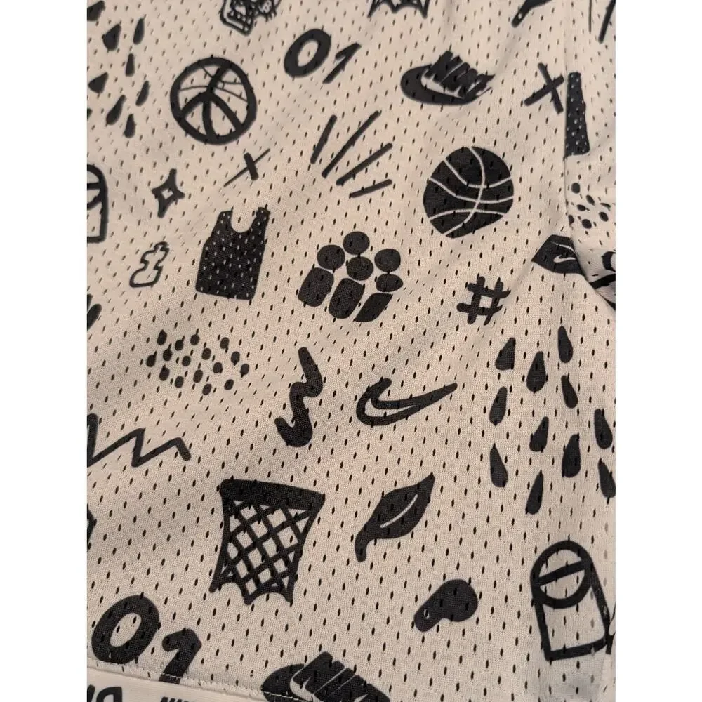 Nike 3 Piece Outfit, Unisex Reversible Basketball Shorts, (2) Dryfit Tees, Large
